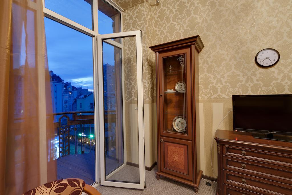 Pokrovsky Kiev Exterior foto